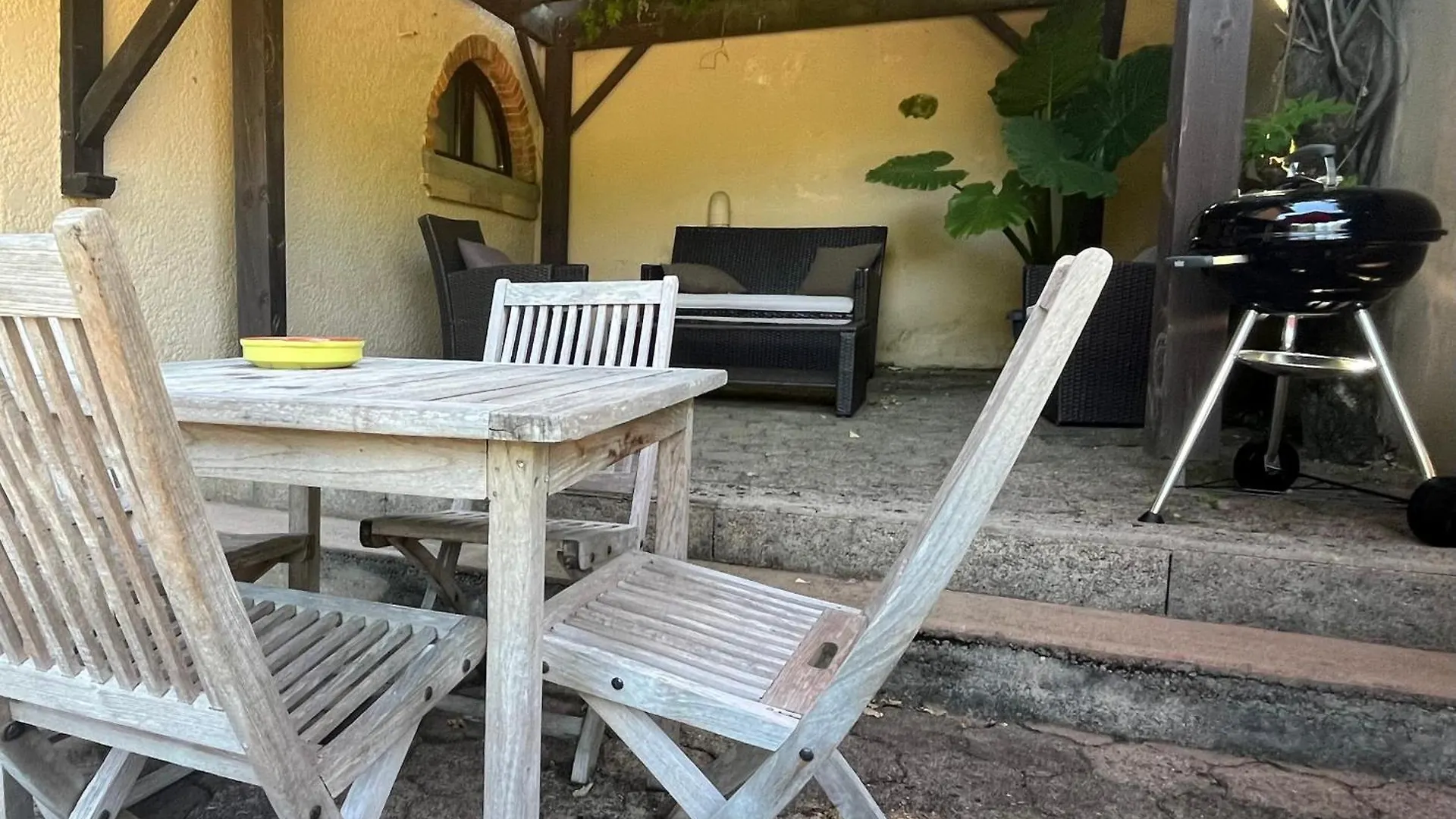 Le Moulin Apartment Marlieux France