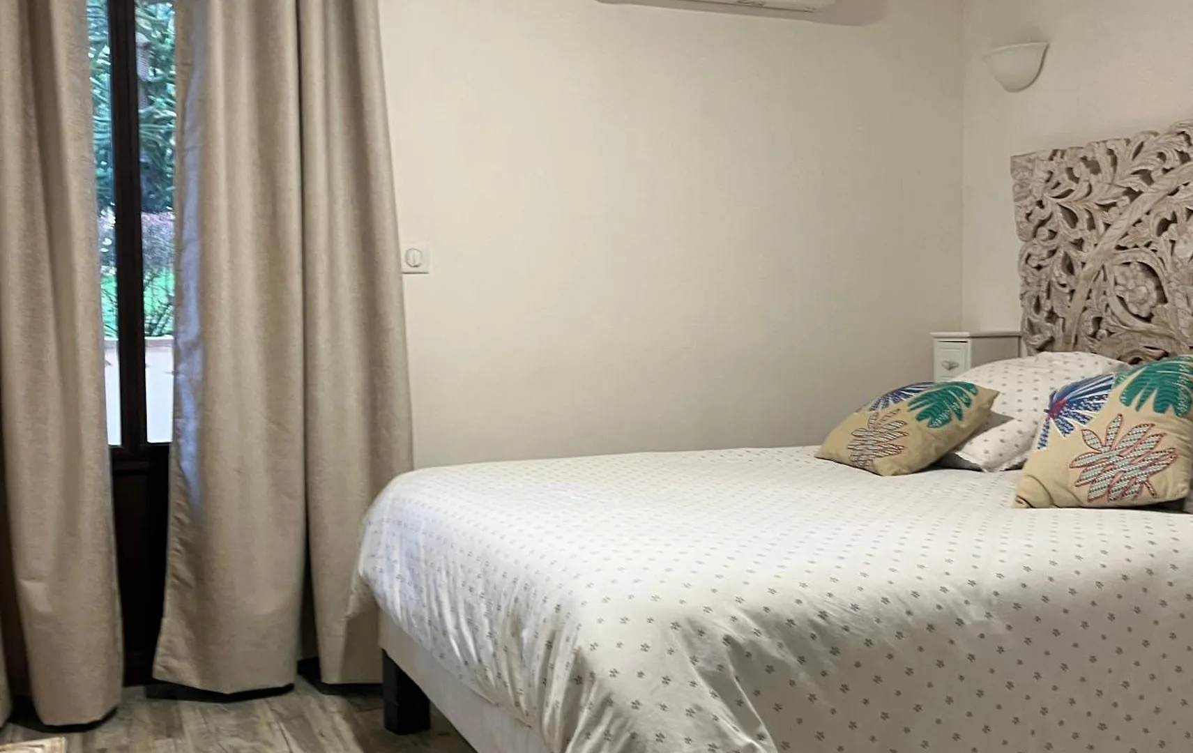 Le Moulin Apartment Marlieux 0*,  France